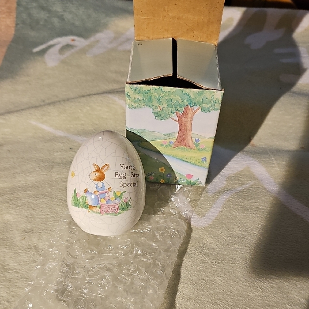 Russ Berrie White Egg with Bunny Design